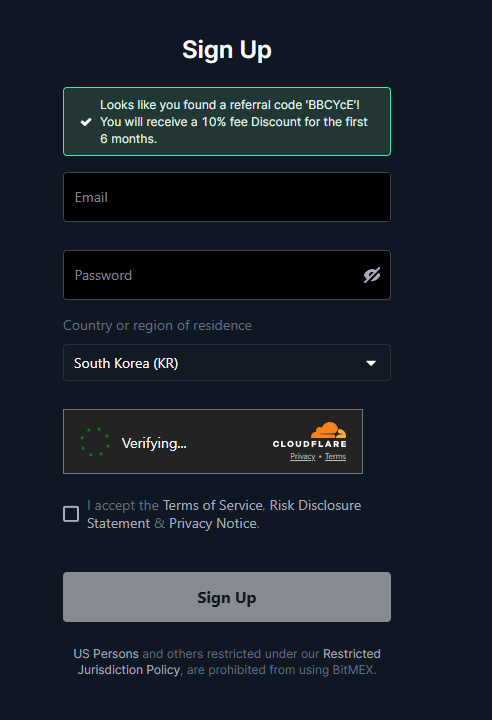 비트멕스 회원가입 화면, 레퍼럴 코드 BBCYcE 입력 시 수수료 할인